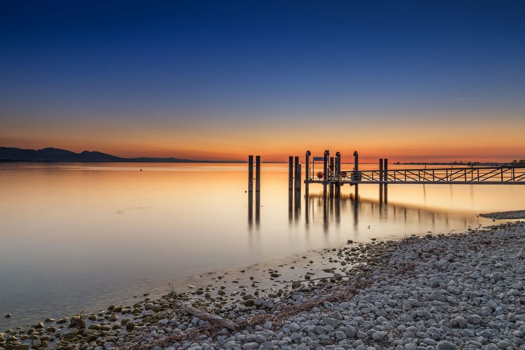 Steg am Kaisterstrand in Lochau bei Bregenz